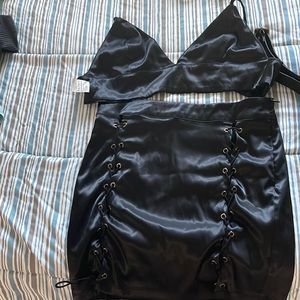 Black 2 piece set